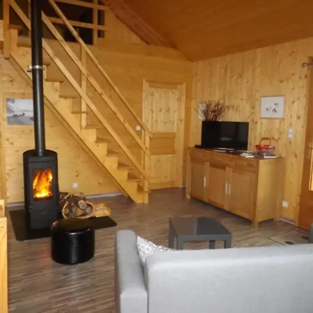 Holiday home Montgreleix, 4 Pieces, 6 Personnes - Fr-1-742-369